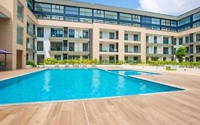 Embassy Gardens Luxury Suites Cpg