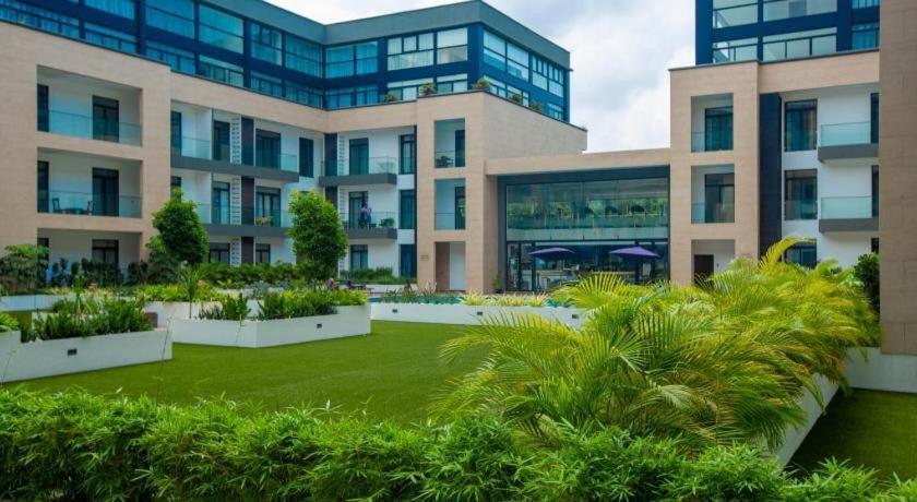 Embassy Gardens Luxury Suites Cpg Accra Exterior photo