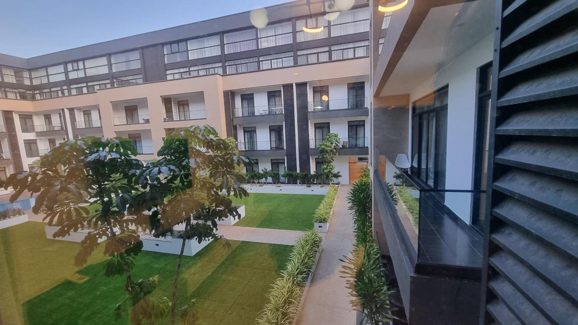 Embassy Gardens Luxury Suites Cpg Accra Exterior photo